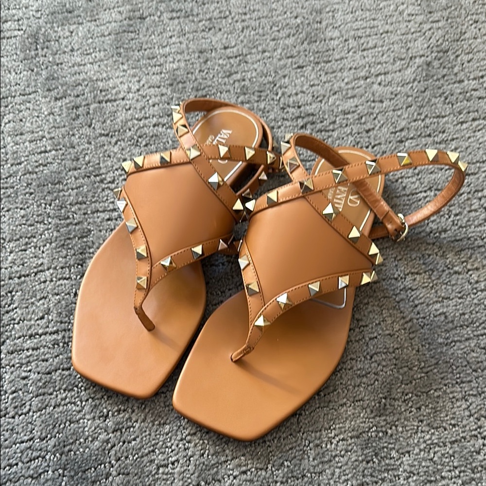 Valentino Garavani Rockstud Tan Sandals